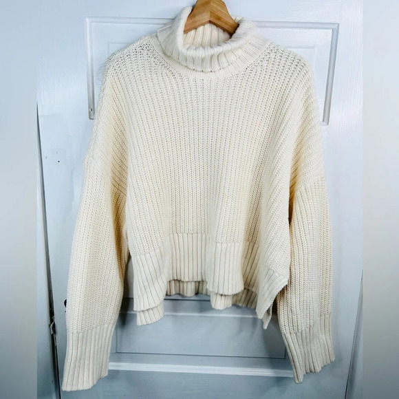 Madewell Women's Ivory Turtleneck Sweater Size L Long Sleeve Boxy Knit Cropped - Picture 3 of 12